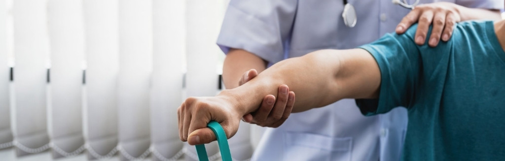 peak point physical therapy performs orthopedic physical therapy in passaic for all the patients
