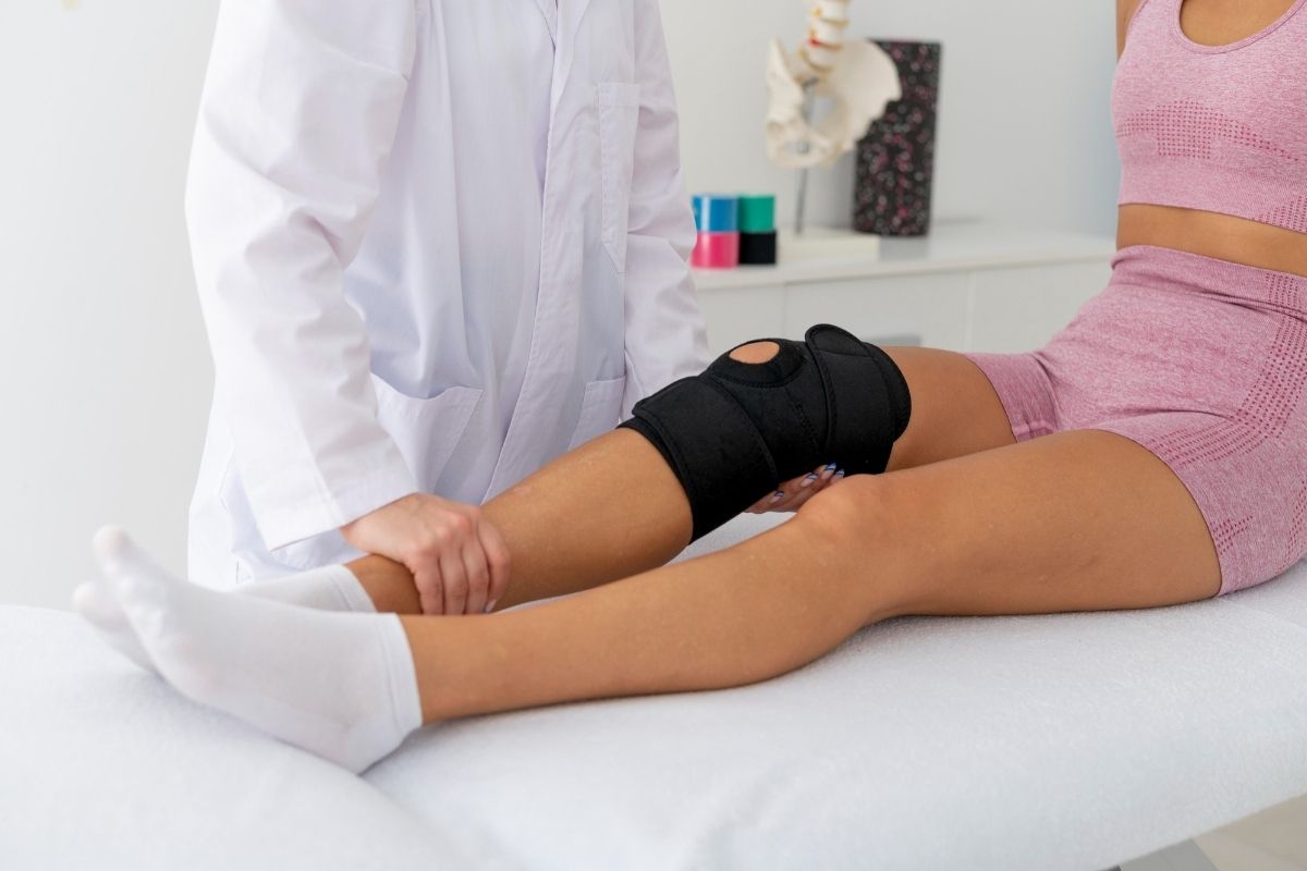 physical therapy after knee surgery by Peak Point PT, Passaic, Paterson, and Montclair (Post Surgical Rehabilitation)